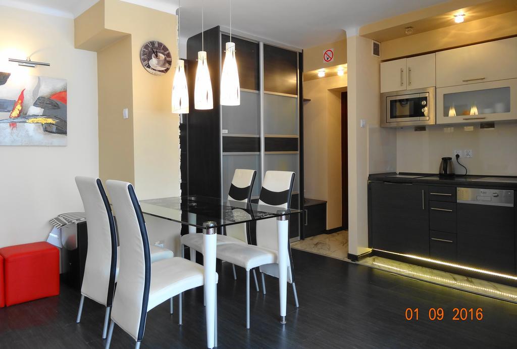 Apartament Krysztalowy Krynica-Zdrój Esterno foto
